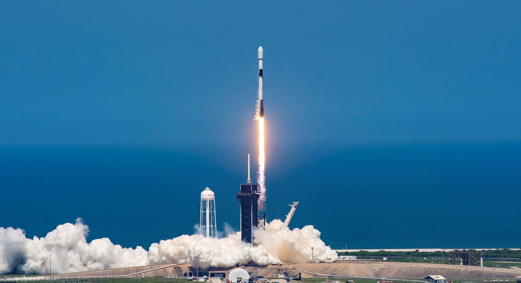 Falcon 9 liftoff from LC-39A