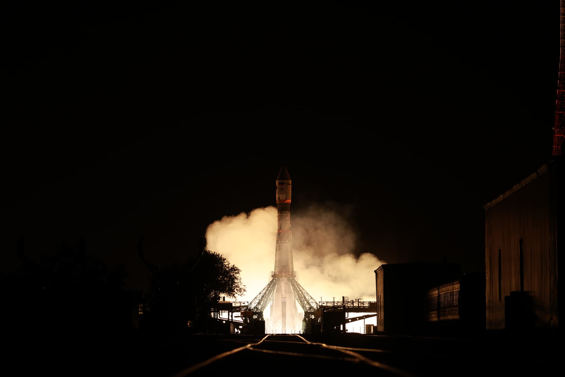 Soyuz 2.1b Bion-M2 launch